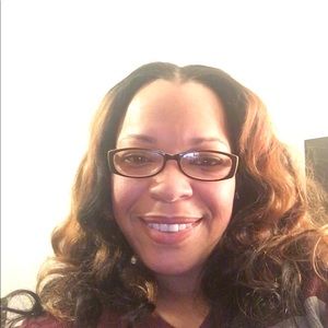 Meet your Posher, Yolanda